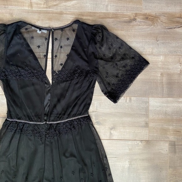 Honey Punch Carina Star Lace Romper - Picture 8 of 13
